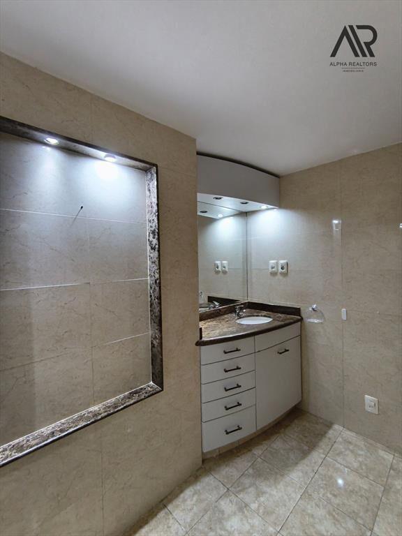 Apartamento en venta c/ cochera en Malvin