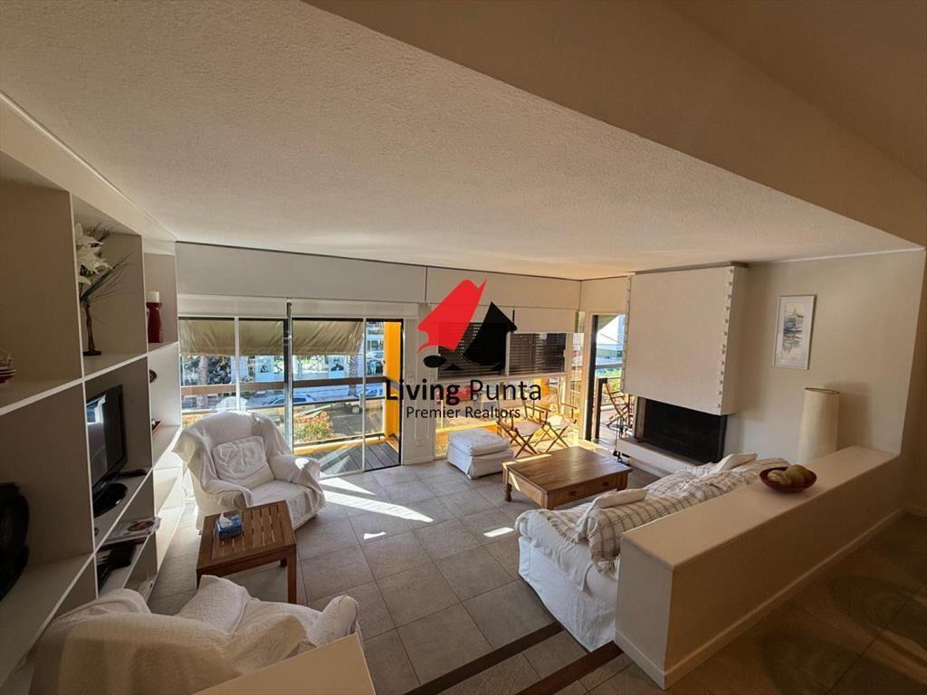 Apartamento en Peninsula, 3 dormitorios *