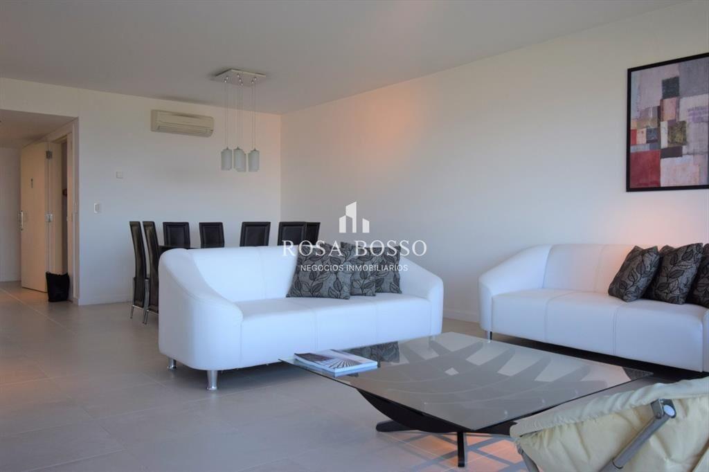 Primera linea playa brava