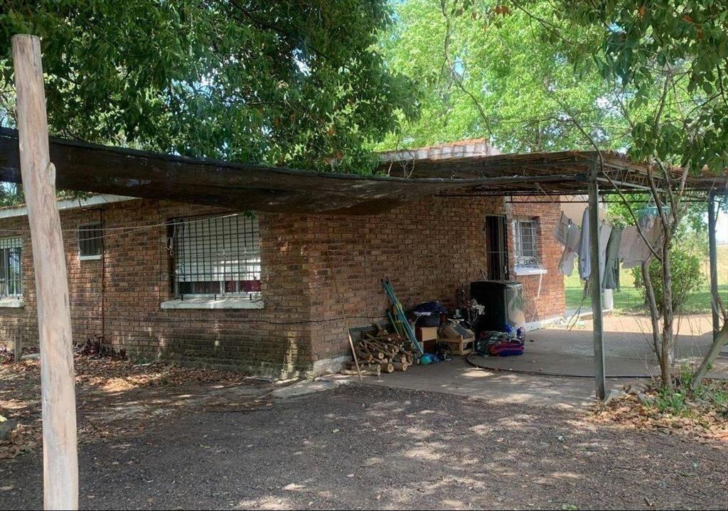 Venta de casa principal y 4 Bungalows en un mismo padron en