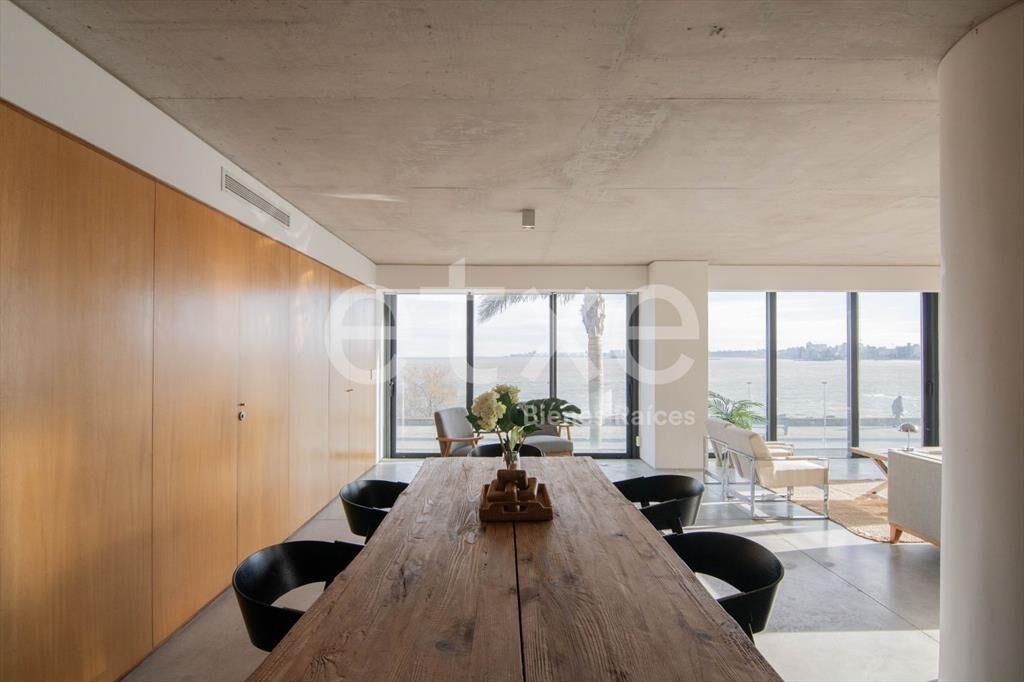 Venta de Exclusivo Loft Rambla Punta Gorda Montevideo...