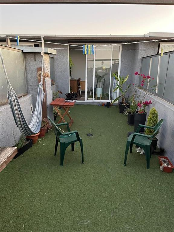 proximo Bv y Agraciada, 1 dormitorio, 41 m2 terraza de 29