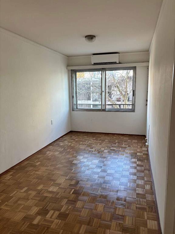 ALQUILER CENTRO UN DORMITORIO NUEVO PARA INGRESAR