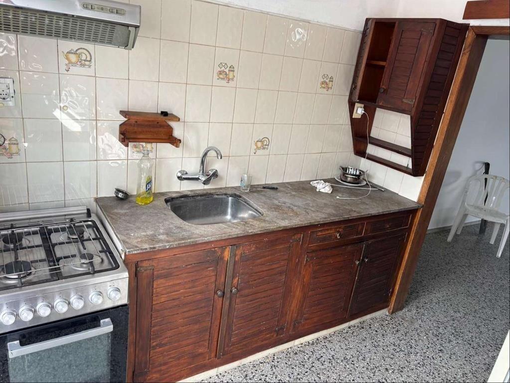 *** ALQUILADO *** CHALET PLANCHADA Y TEJAS SOBRE CNO. CARR
