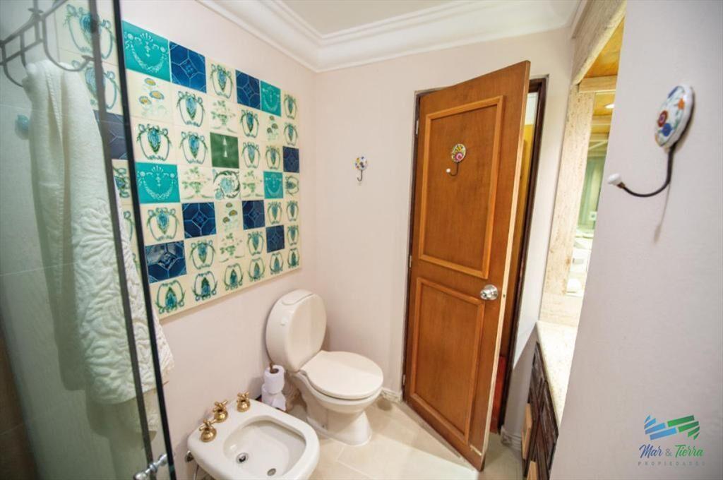 Venta de casa de 6 dormitorios en Playa Mansa del
