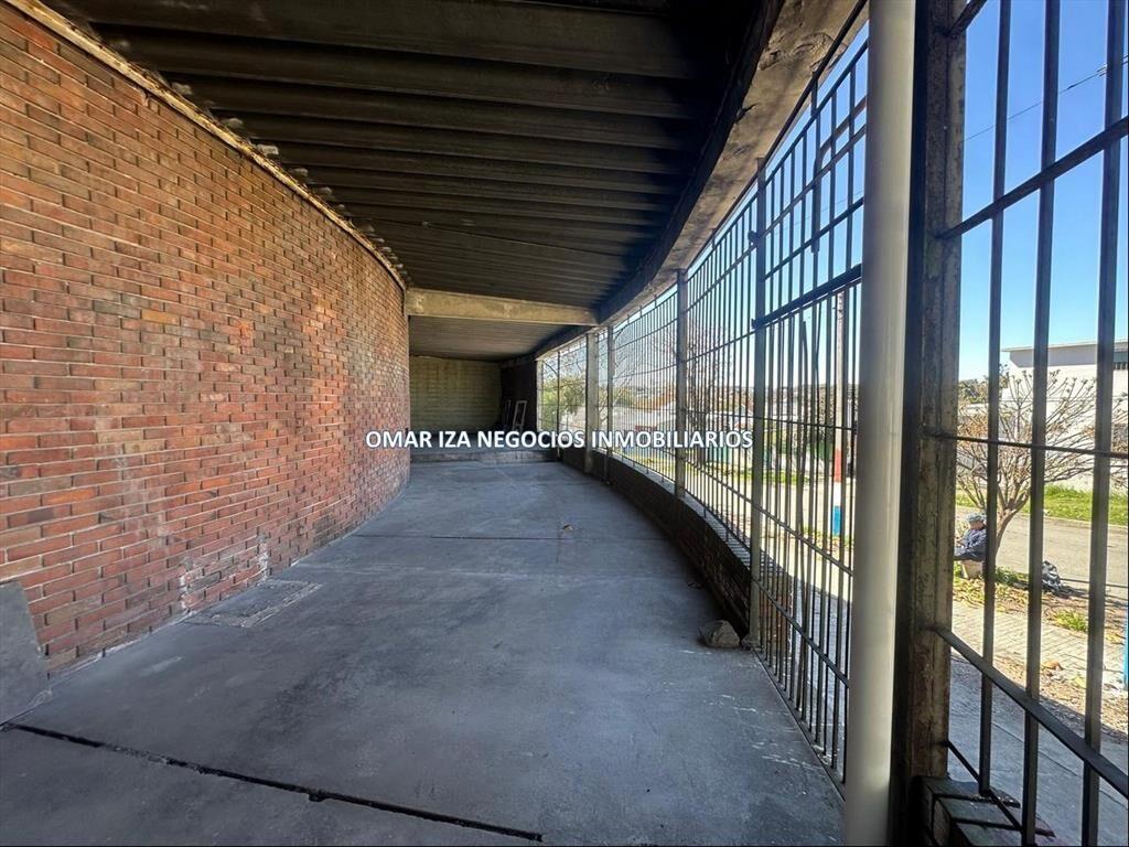 VENTA LOCAL INDUSTRIAL CERRITO, SOBRE CALLE PROPIOS, GALPON