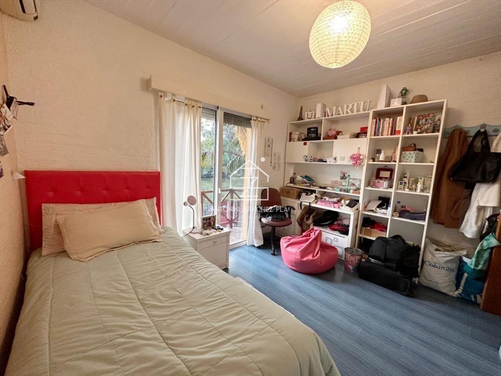 Venta casa 4 dormitorios 3 baños Punta del Este