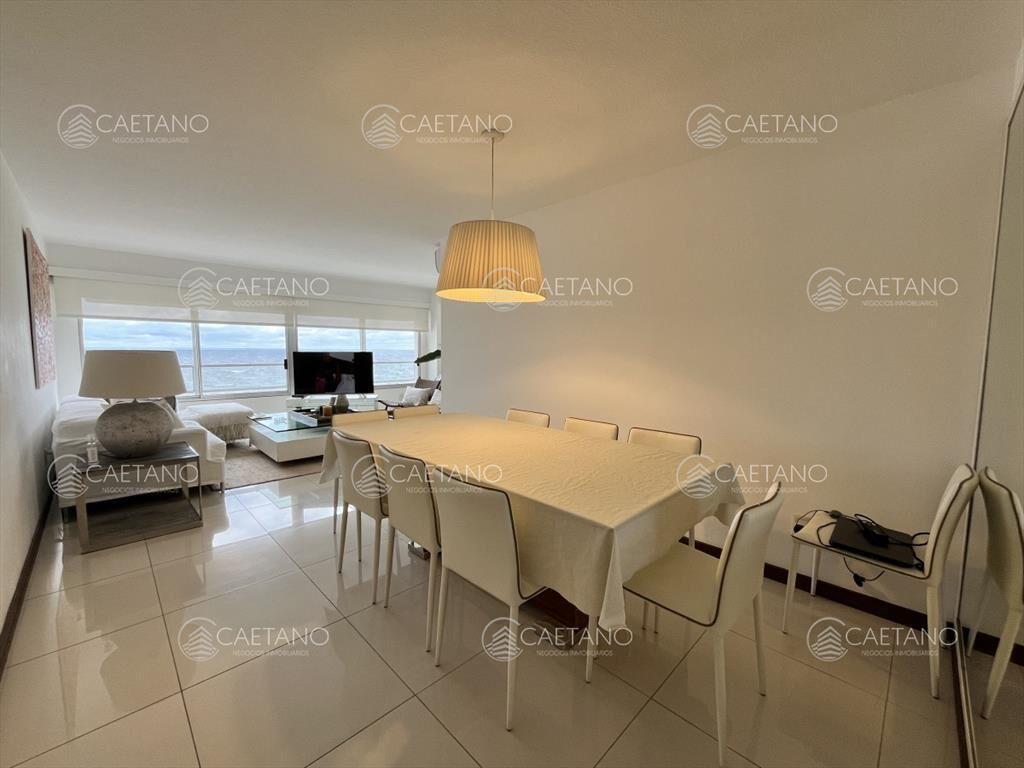 venta apartamento 3 dormitorios. Playa mansa, del