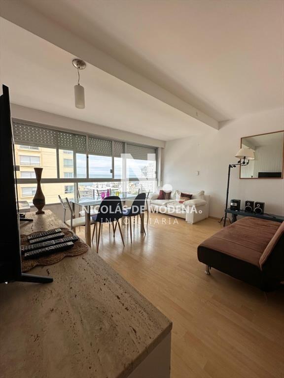 Apartamento en venta de 2 dormitorios , Punta ,