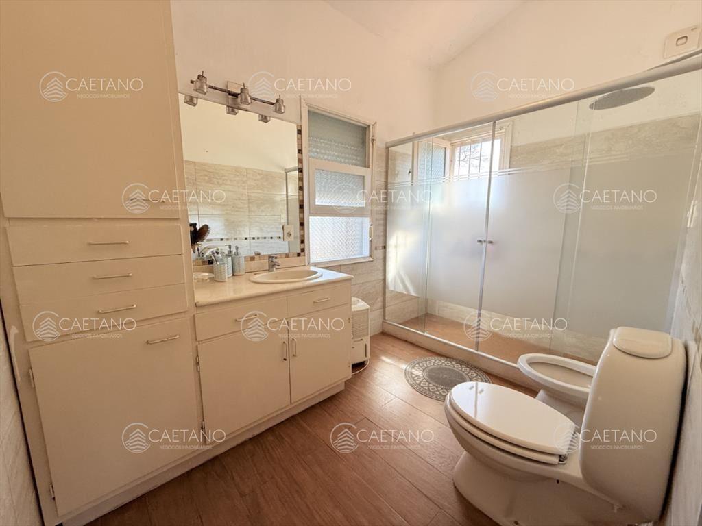 Venta casa 4 dormitorios, Playa Mansa