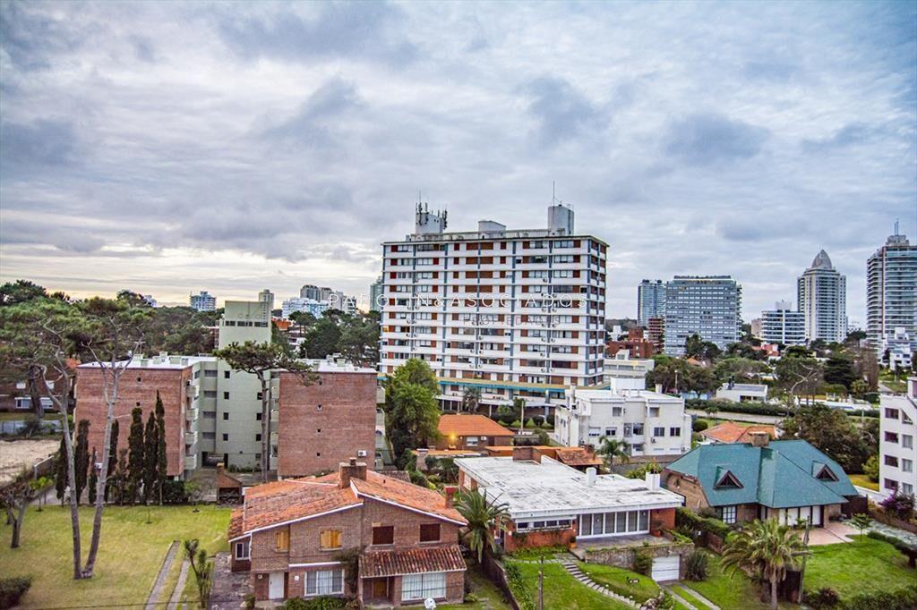 Apartamento en venta de 3 dormitorios en Forest