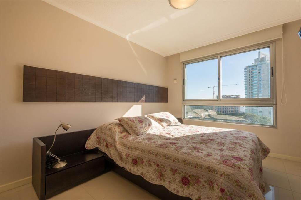 DEPARTAMENTO DE 3 DORMITORIOS EN OCEAN DRIVE, PUNTA DEL EST
