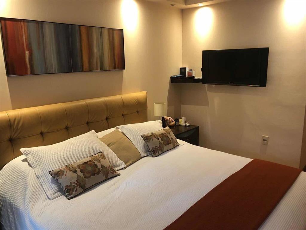 Venta, Apartamento 4 Dormitorios, Más Servicio Completo, Po