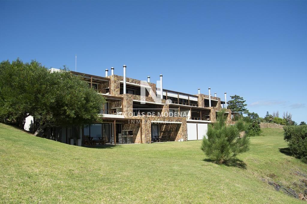 Departamento en venta de 1 dormitorio con vista.