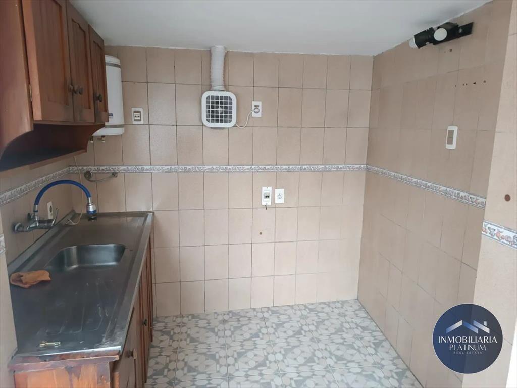 Apartamento en alquiler en La Comercial