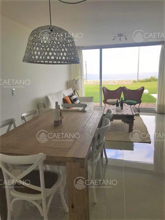 Apartamento frente al Mar Dos Dormitorios - Venta