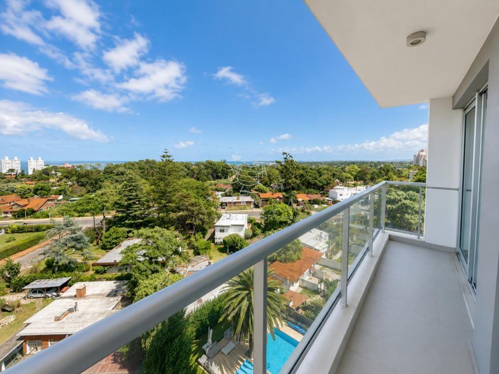 Apartamento 3 dormitorios en venta Avenida Punta