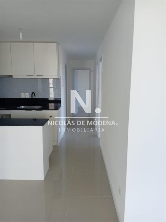 En venta apartamento de 3 dormitorios en con