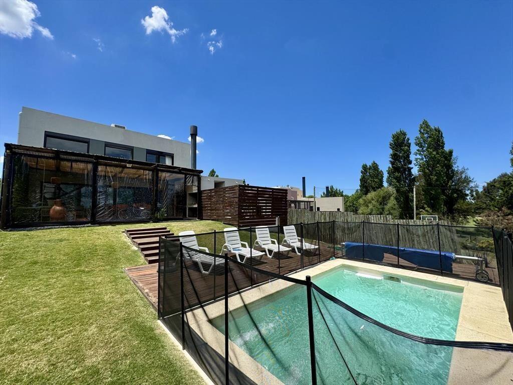 Casa en venta Lomas de la Tahona - Lomas de Carrasco Piscin