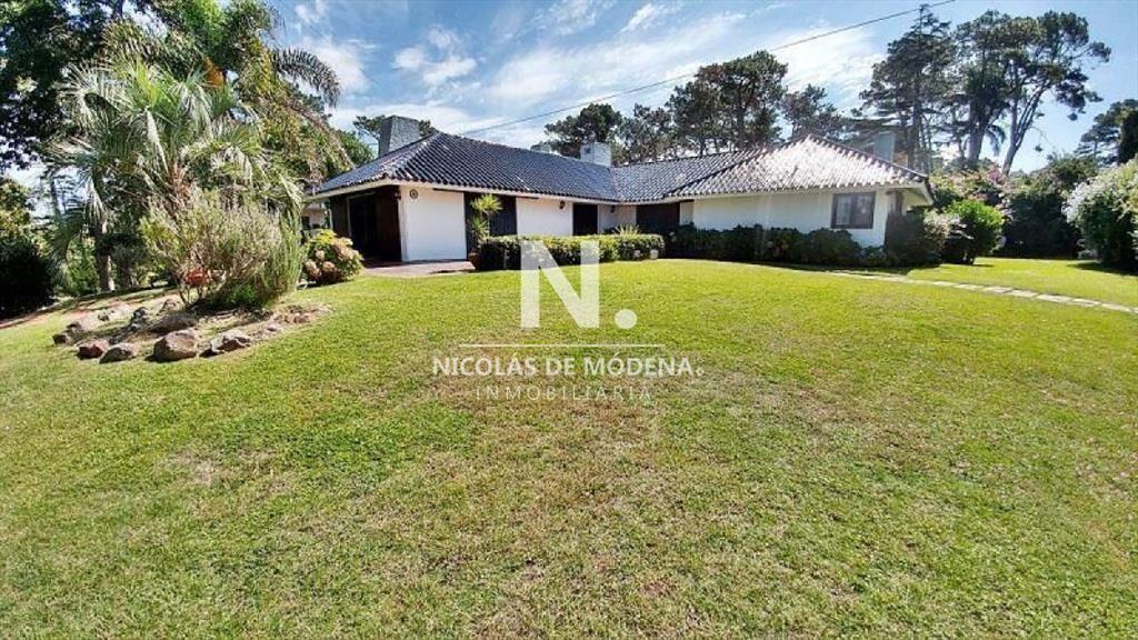 MagnÃ­fica casa en venta en Playa Mansa!!