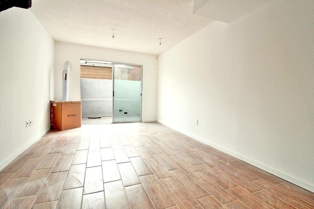 Venta apto. 2 dorm.patio, parrillero, cochera.