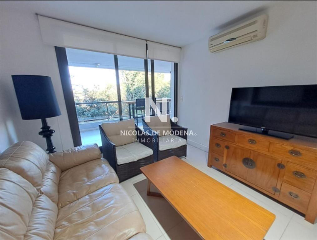 Vende apartamento de 2 dormitorios en San Rafael,