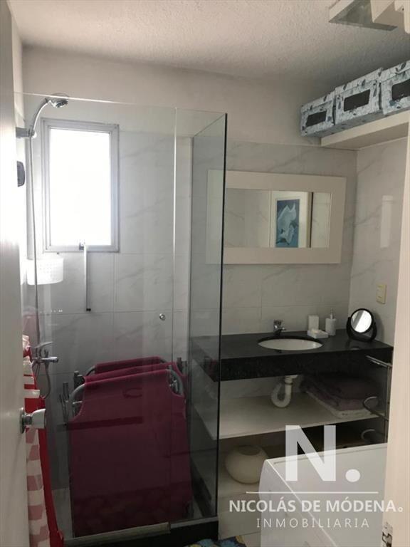 Apto. en Edificio con muy buenos servicios!
