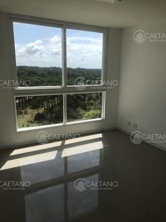 Apartamento en venta, Zona de Playa Brava.