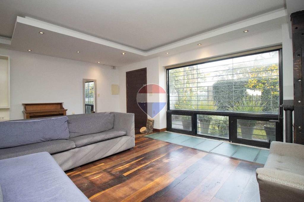 Alquiler. Casa de 4 dormitorios en Puerto de Buceo
