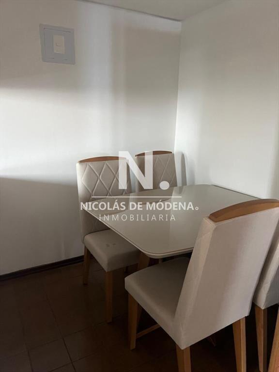 Vende apartamento con vista al mar de 3 en Punta
