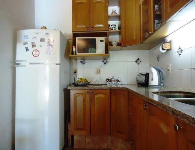 MUY LINDA CASA CON PISCINA