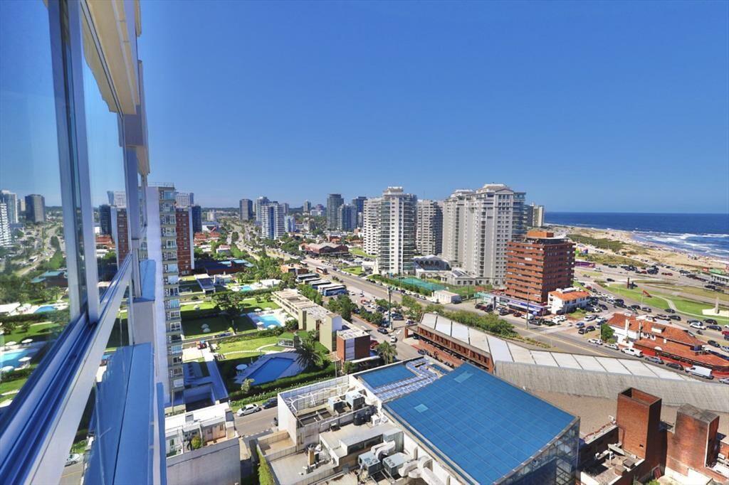 APARTAMENTO EN VENTA 3 DORMITORIOS EN EDIFICIO