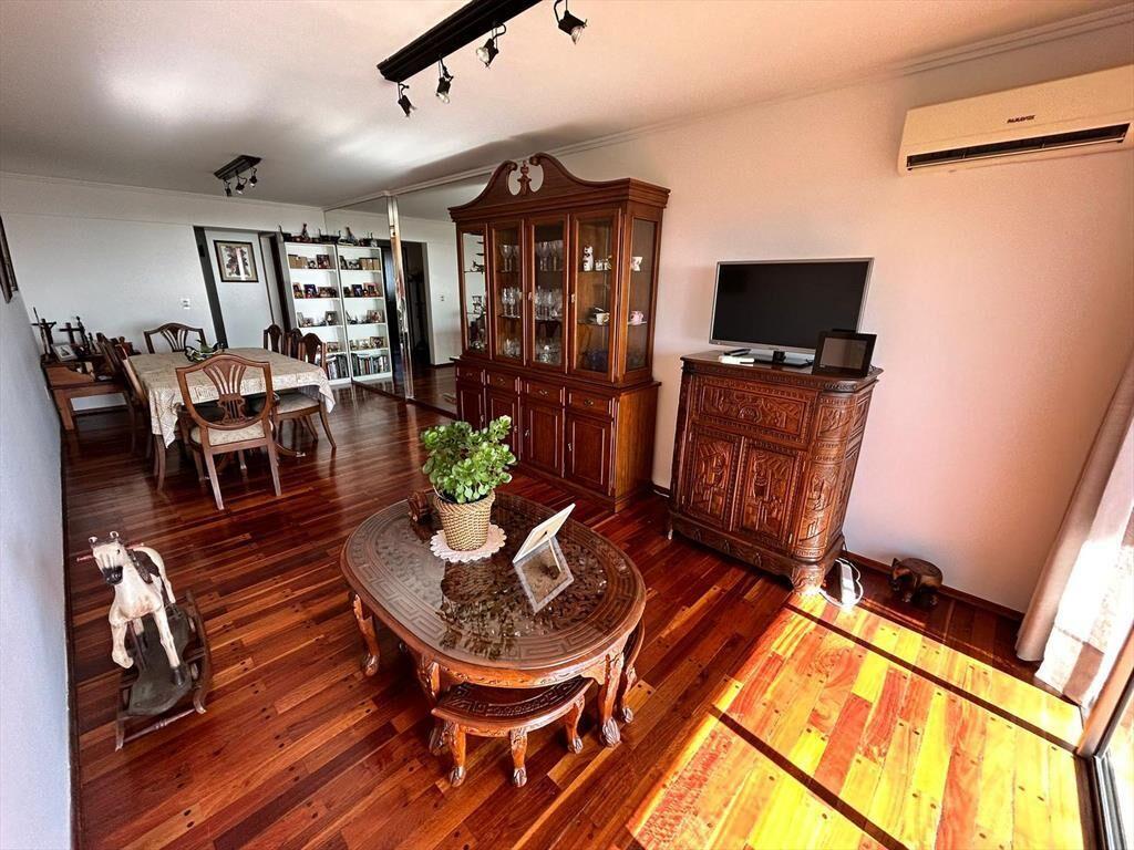 Golf, piso alto, 110 m2 , equipado , 3 dormitorios, garaje