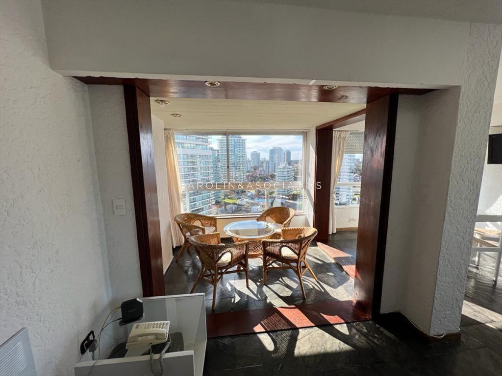 Apartamento en venta de 3 dormitorios en parada 2