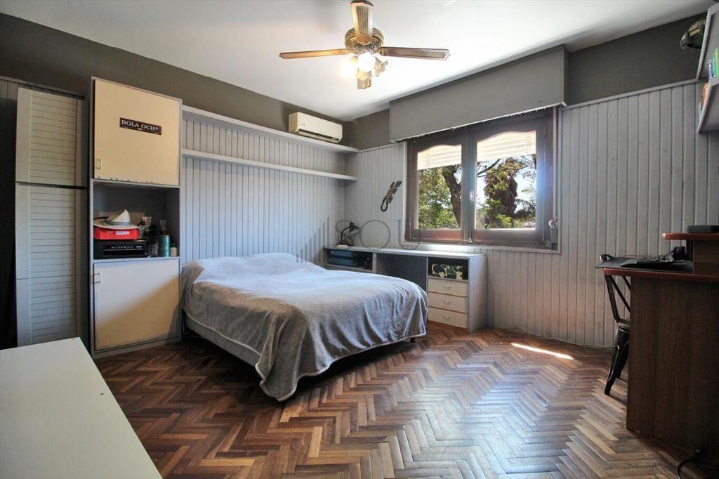 Venta casa 4 dormitorios, garage y piscina en Unión.