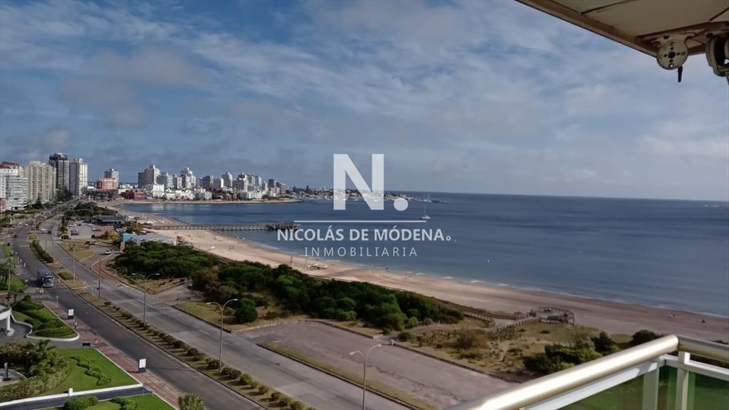 Hermoso departamento 3 dormitorios frente al mar