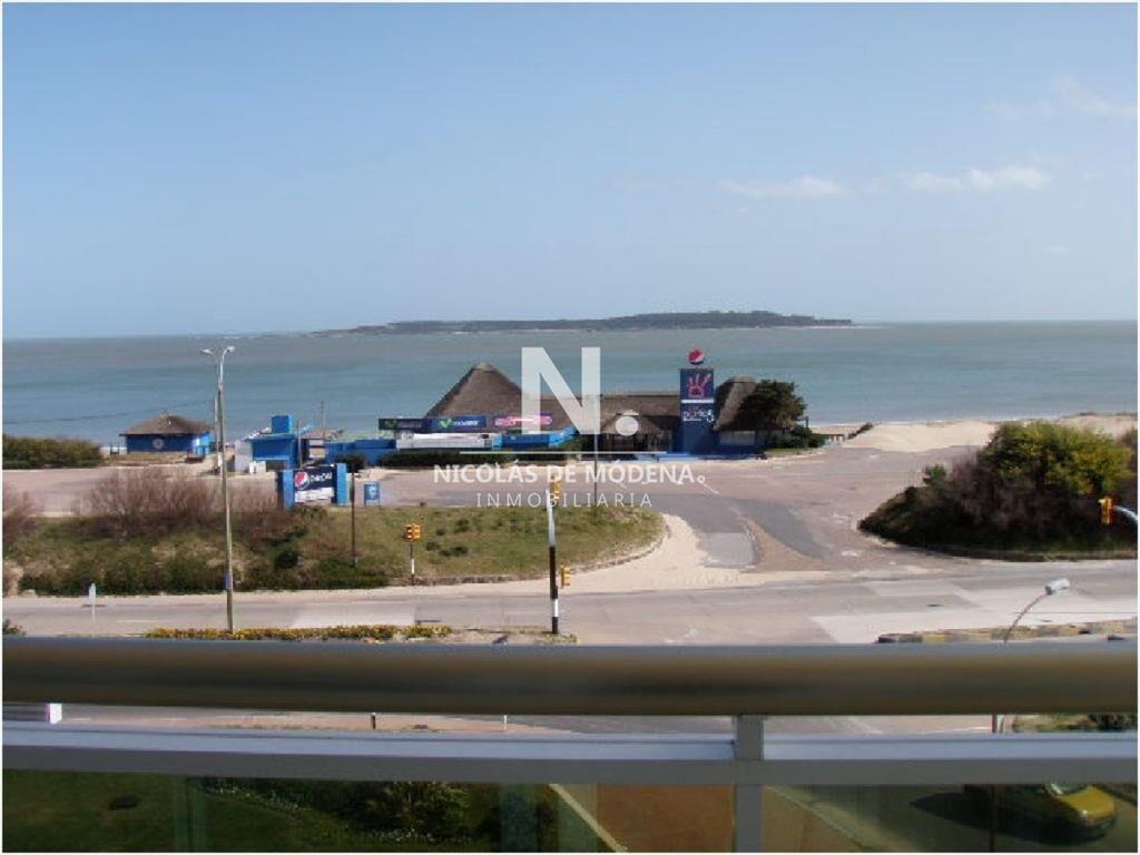 Hermoso Departamento en venta en Coral Tower.