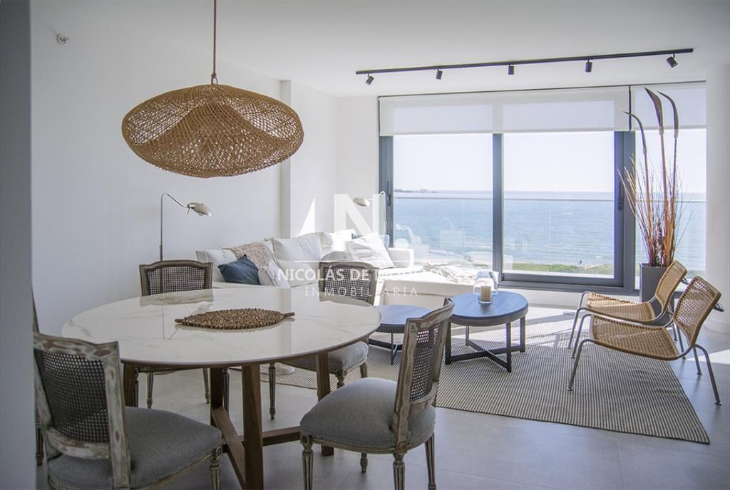 En venta hermoso departamento en Mansa con vista al mar. To