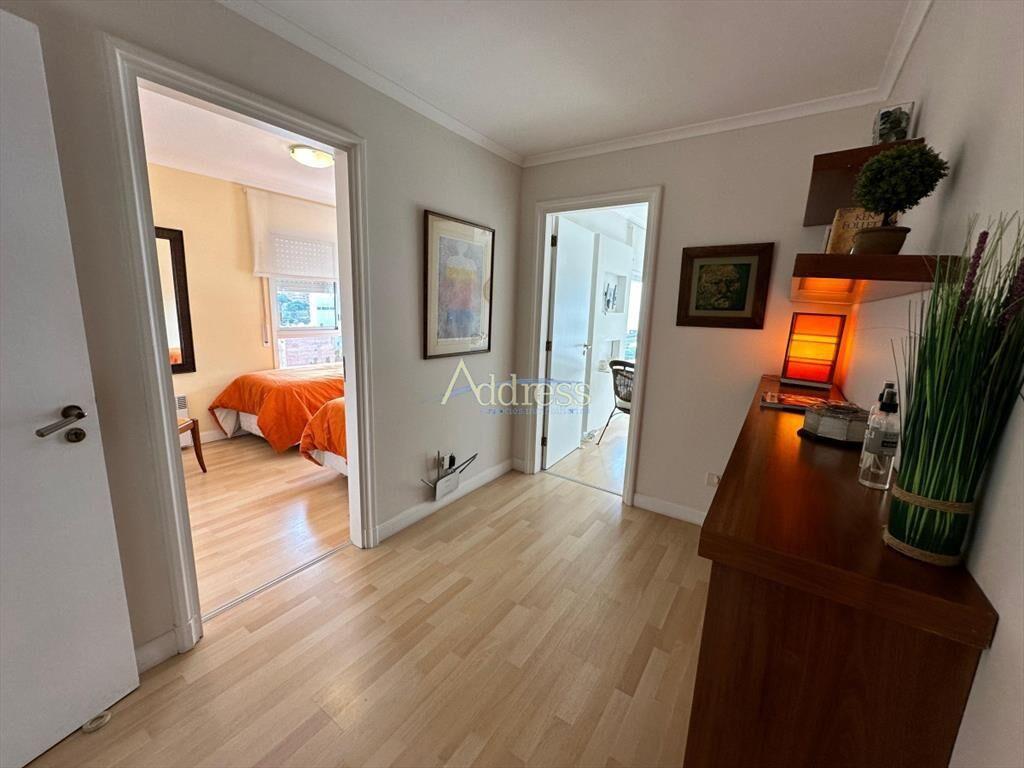 Apartamento de 2 dormitorios y medio en Playa ,