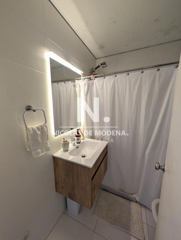 Apartamento de 3 dormitorios en venta en Punta