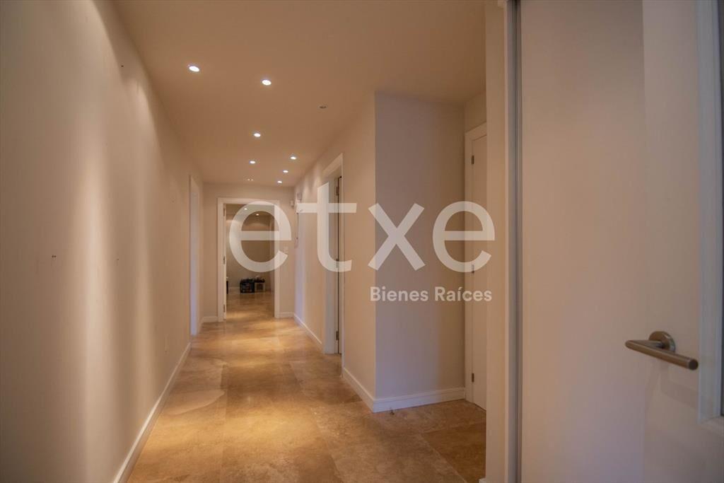 Venta de Apartamento con 3 dormitorios en suite en Carras...