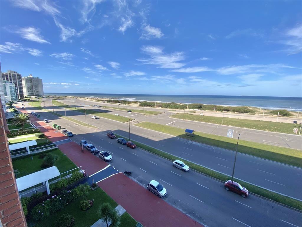 APARTAMENTO EN VENTA 1 DORMTIORIO FRENTE AL MAR