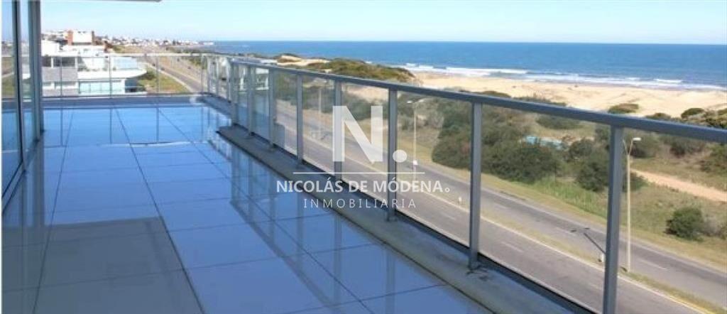 Espectacular Penthouse frente al mar de 4 dormitorios en ve