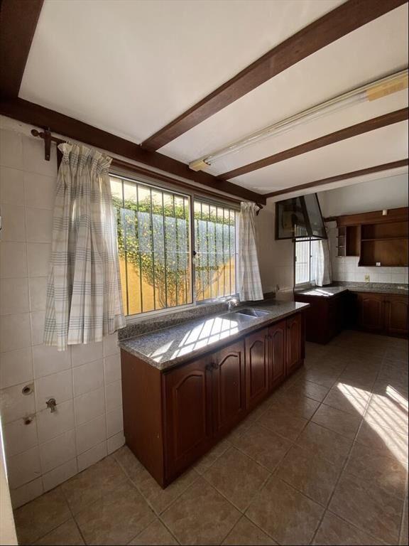 ALQUILER CASA EN CARRASCO