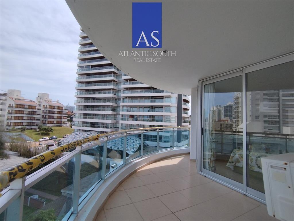 Apartamento moderno de 3 dormitorios cerca del mar Playa Ma