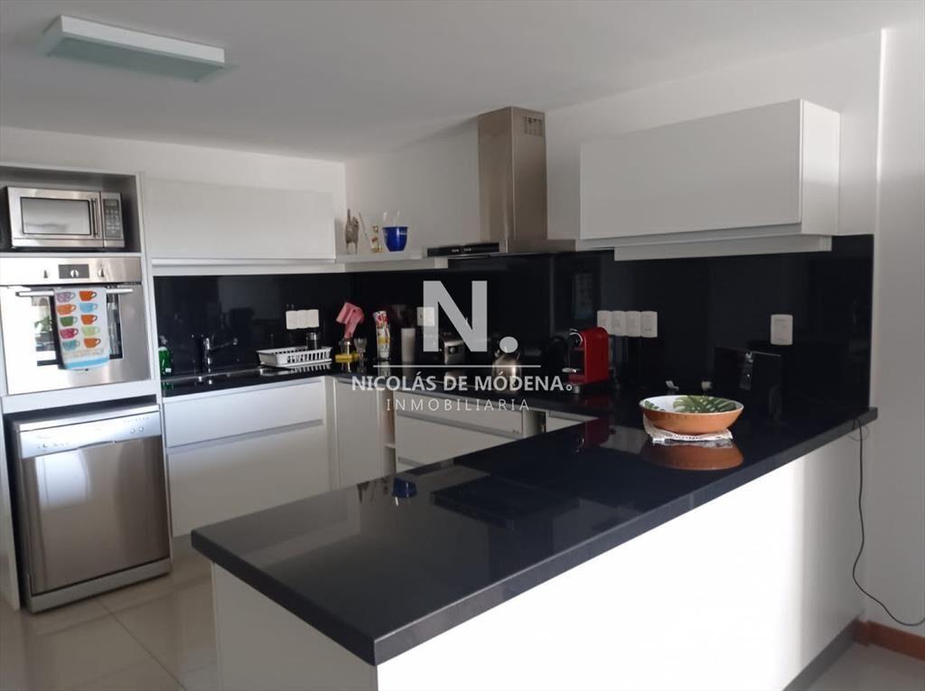 Departamento en alquiler con excelente diseño y