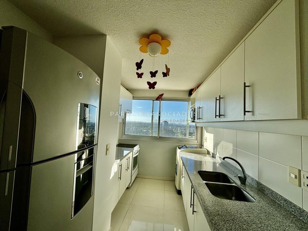 OPORTUNIDAD EN VENTA 2 DORMITORIOS SUMMER TOWER