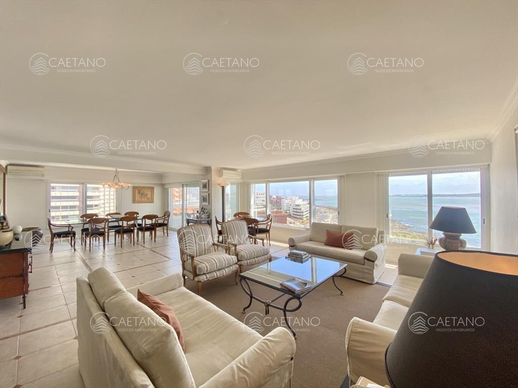 Venta apartamento 3 dormitorios. Playa mansa, del