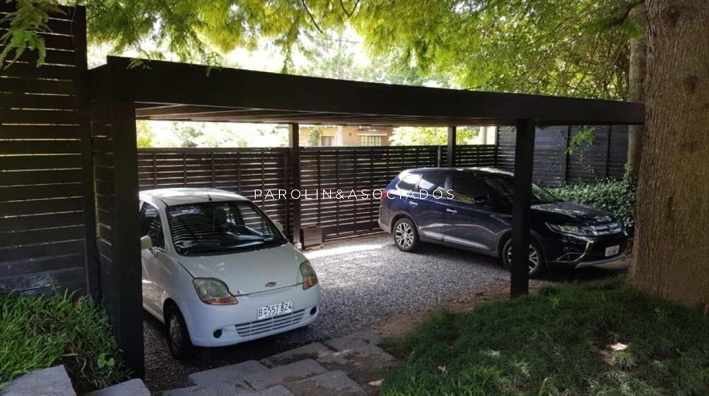 Espectacular Chalet en Playa Brava