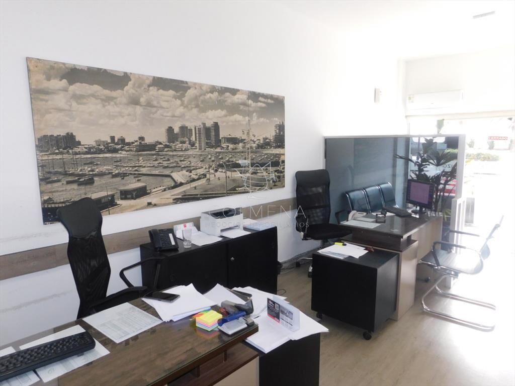 LOCAL EN VENTA EN PENINSULA